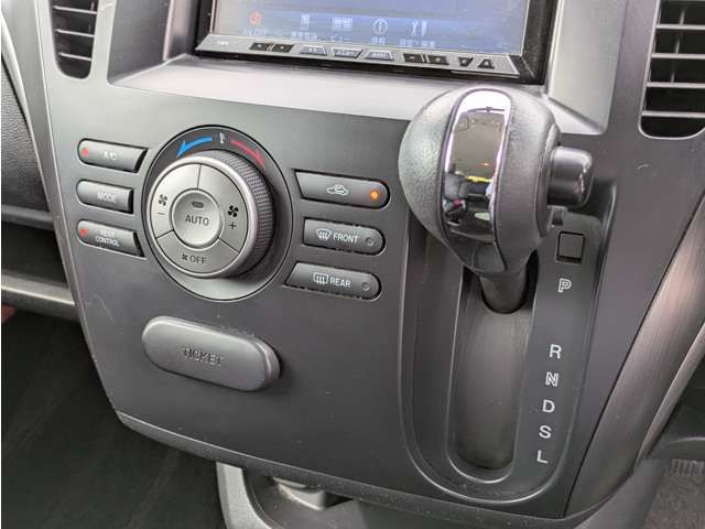 MAZDA BIANTE 2012 Image 31