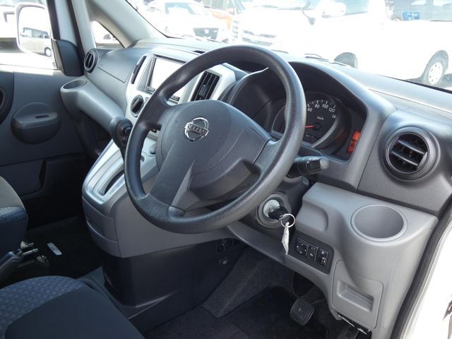 NISSAN NV200 VANETTE WAGON 2018 Image 31
