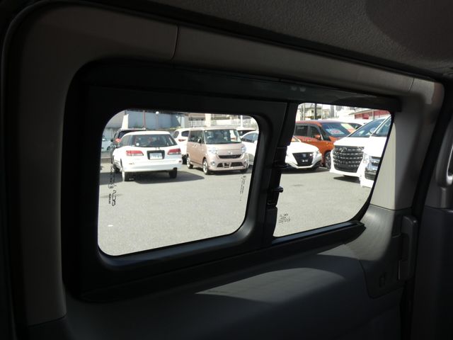 NISSAN NV200 VANETTE WAGON 2018 Image 31