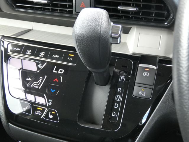 MITSUBISHI DELICA MINI 2024 Image 31