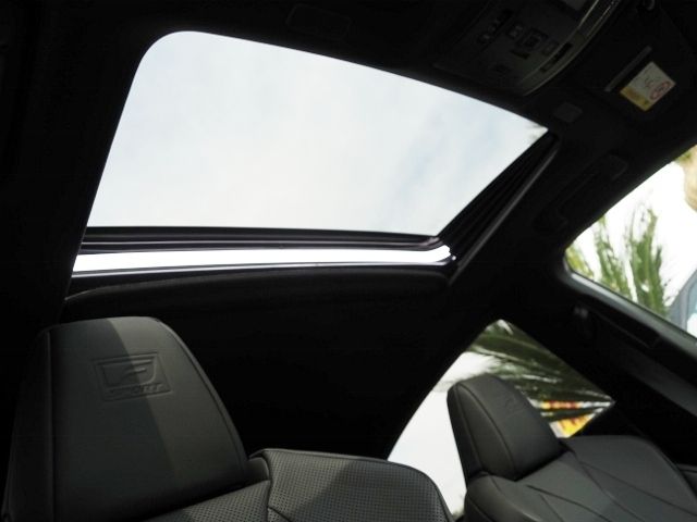 TOYOTA LEXUS ES300H 2022 Image 31