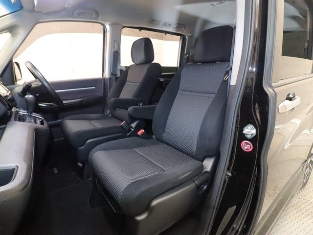 HONDA STEPWAGON SPADA 2015 Image 31