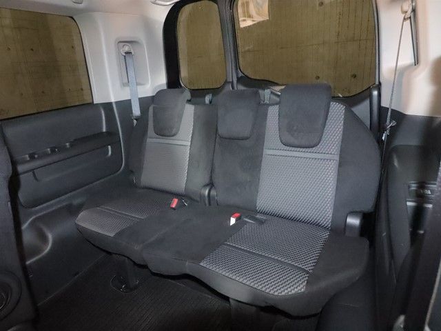 HONDA STEPWAGON SPADA 2015 Image 31