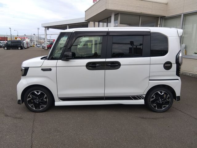 HONDA N BOX CUSTOM 4WD 2020 Image 31