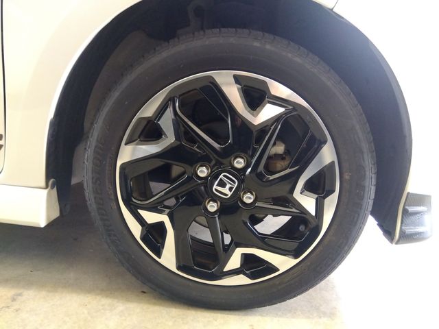 HONDA N BOX CUSTOM 4WD 2020 Image 31