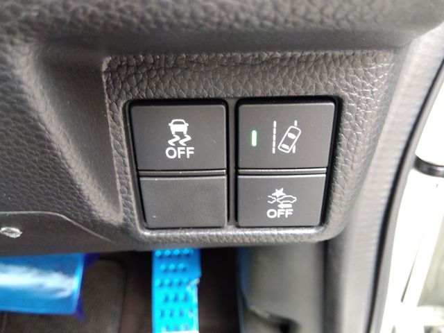 HONDA N BOX CUSTOM 4WD 2020 Image 31