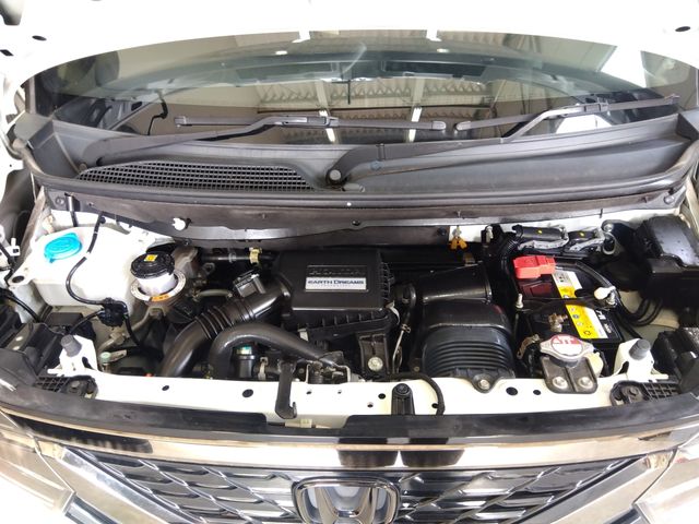 HONDA N BOX CUSTOM 4WD 2020 Image 31