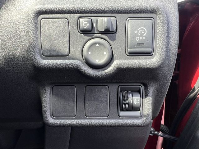 NISSAN NOTE 2013 Image 31