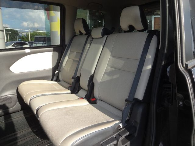 NISSAN SERENA  S-HYBRID 2016 Image 31