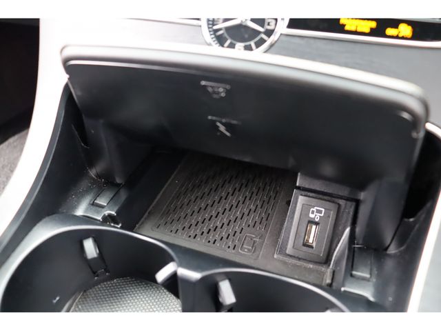 MERCEDES BENZ C CLAS 2019 Image 31