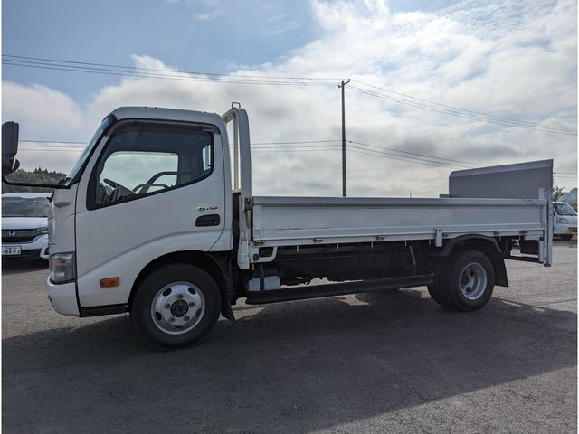 HINO DUTRO 2014 Image 31