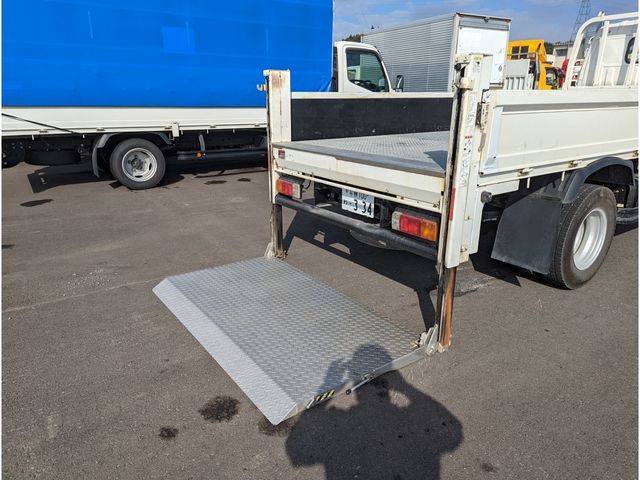 HINO DUTRO 2014 Image 31