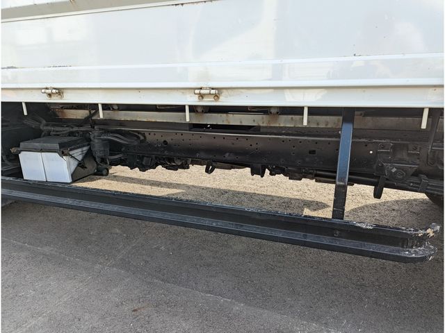 HINO DUTRO 2014 Image 31