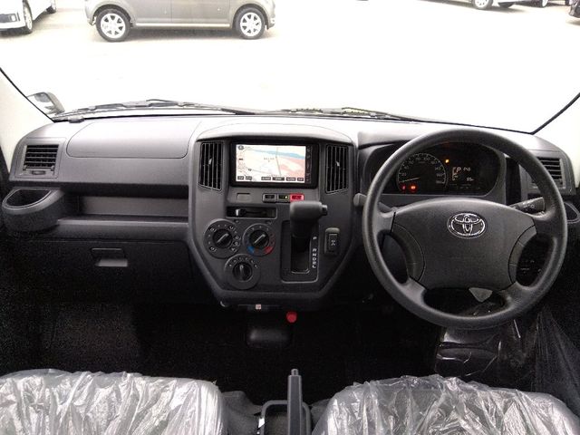 TOYOTA TOWNACE VAN 4WD 2024 Image 31