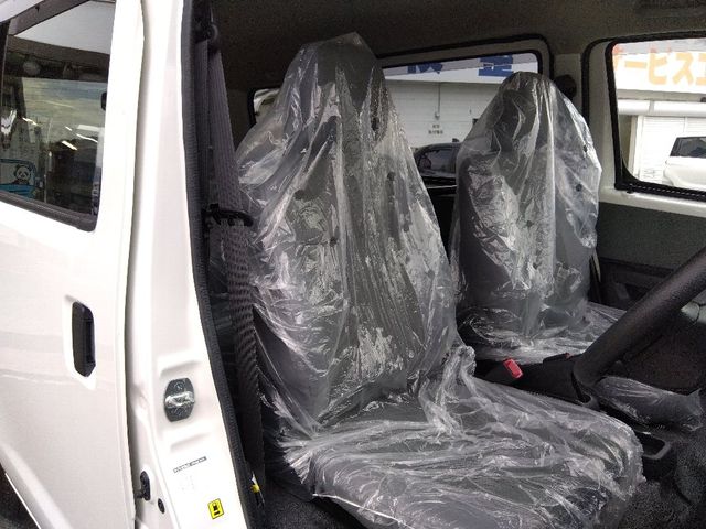 TOYOTA TOWNACE VAN 4WD 2024 Image 31