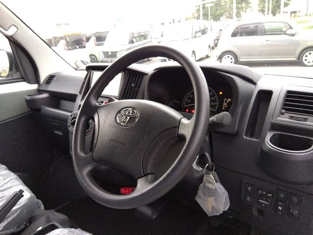 TOYOTA TOWNACE VAN 4WD 2024 Image 31