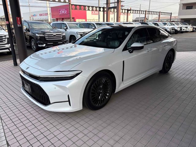 TOYOTA CROWN SEDAN HYBRID 2024 Image 31