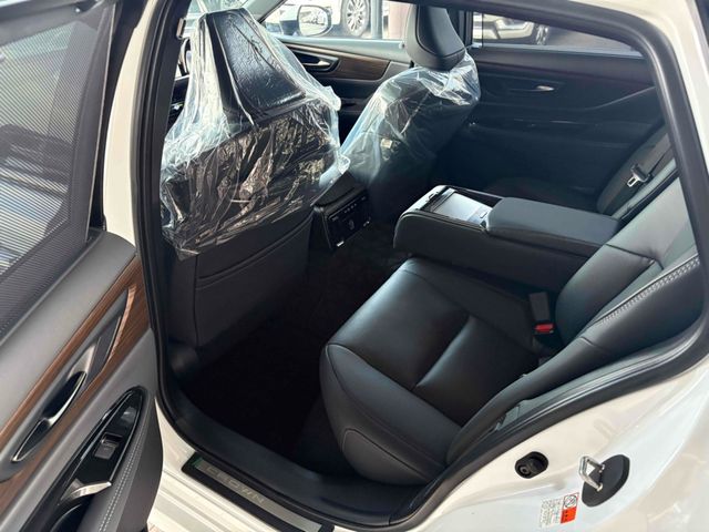 TOYOTA CROWN SEDAN HYBRID 2024 Image 31