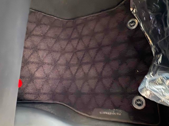 TOYOTA CROWN SEDAN HYBRID 2024 Image 31