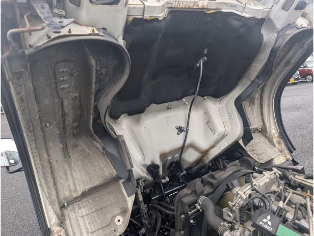 MITSUBISHI CANTER 2013 Image 31