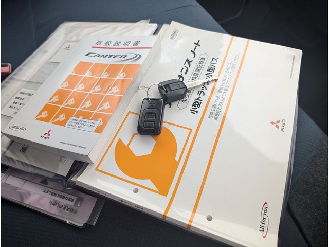 MITSUBISHI CANTER 2013 Image 31