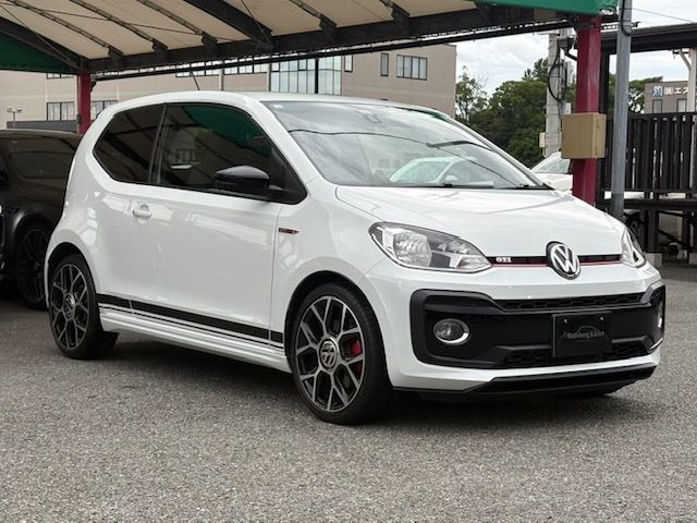 VOLKSWAGEN UP! 2018 Image 31