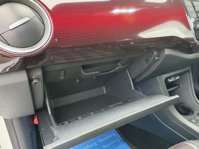 VOLKSWAGEN UP! 2018 Image 31