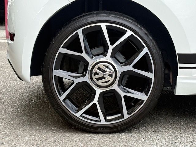 VOLKSWAGEN UP! 2018 Image 31