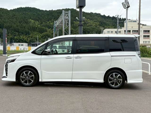TOYOTA VOXY 2020 Image 31