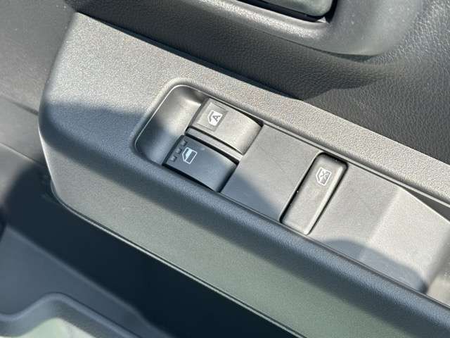 DAIHATSU HIJET CARGO 4WD 2023 Image 31