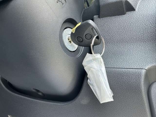 DAIHATSU HIJET CARGO 4WD 2023 Image 31