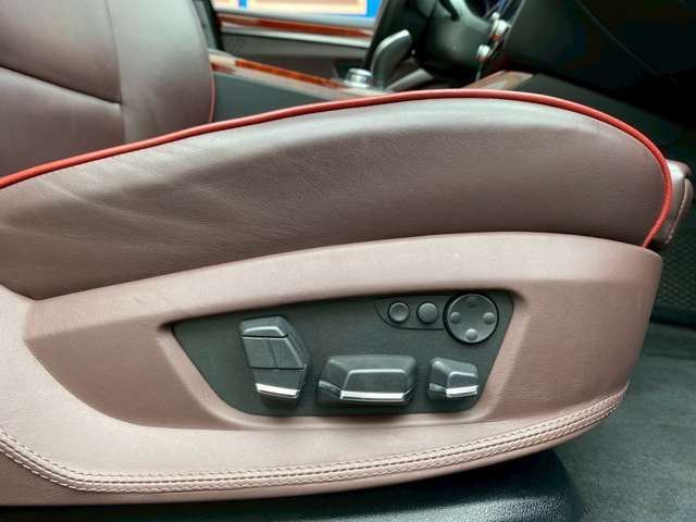 ALPINA B5 LIMOUSINE 2012 Image 31