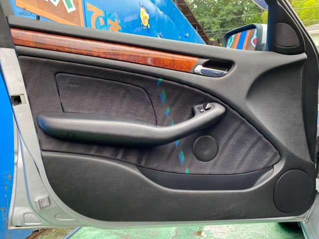 ALPINA B3 LIMOUSINE 2002 Image 31