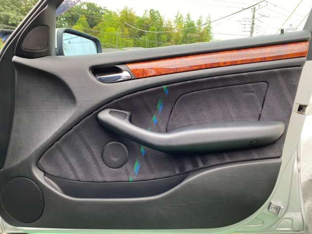 ALPINA B3 LIMOUSINE 2002 Image 31