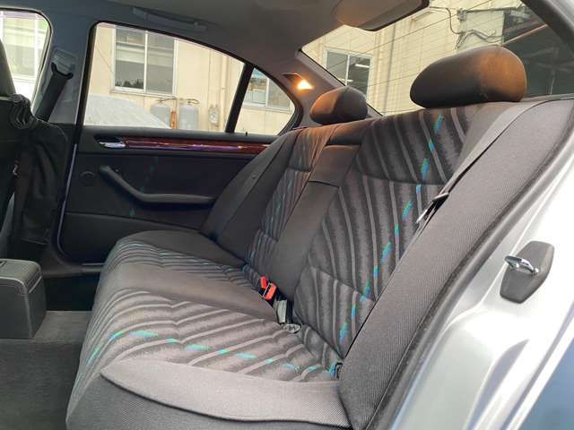 ALPINA B3 LIMOUSINE 2002 Image 31