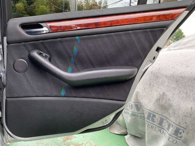 ALPINA B3 LIMOUSINE 2002 Image 31