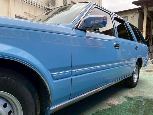 NISSAN CEDRIC VAN 1999 Image 31