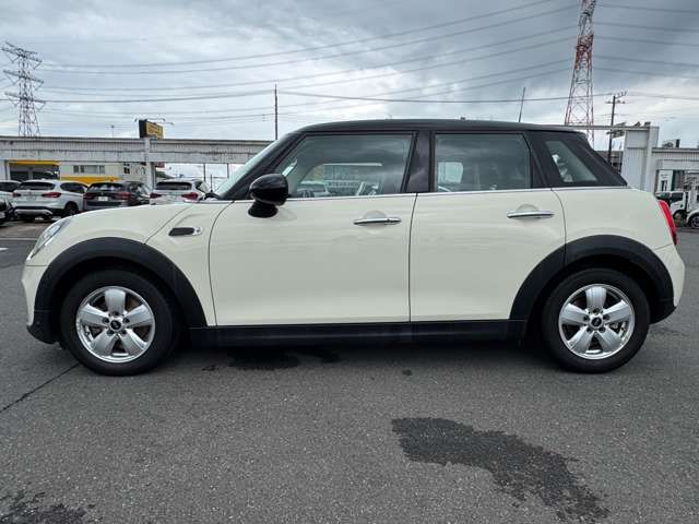 BMW MINI COOPER D 5DOOR 2019 Image 31