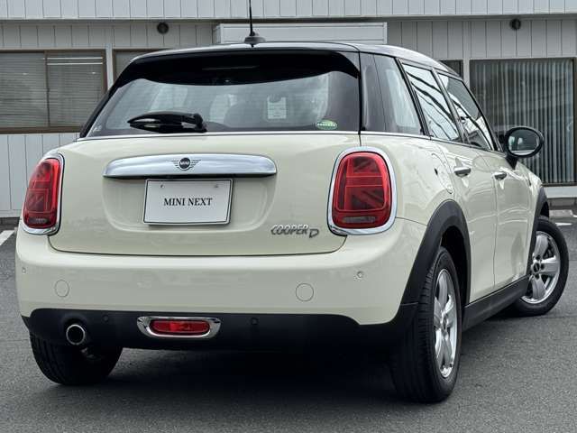 BMW MINI COOPER D 5DOOR 2019 Image 31