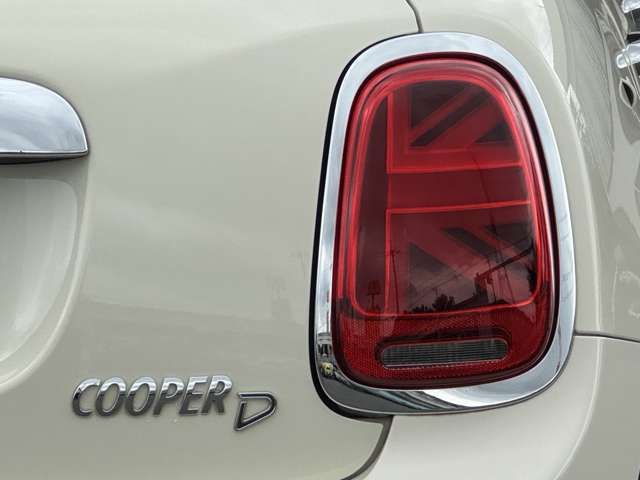 BMW MINI COOPER D 5DOOR 2019 Image 31