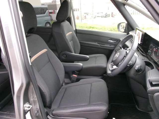 NISSAN SERENA  WG 4WD 2023 Image 31