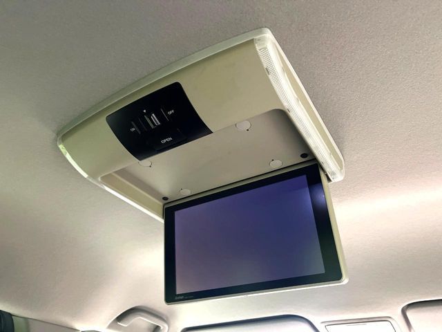 HONDA STEPWAGON SPADA 2015 Image 31