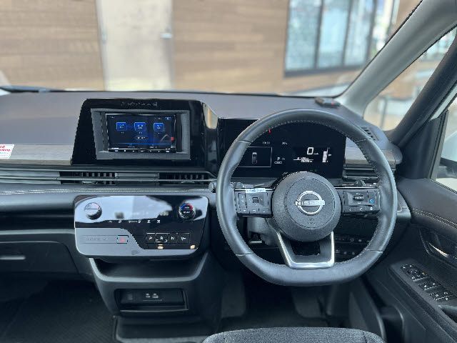 NISSAN SERENA  WG 2023 Image 31