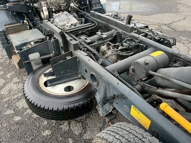 MITSUBISHI CANTER 2013 Image 31