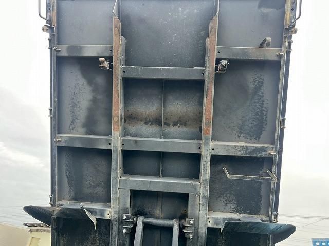 MITSUBISHI CANTER 2016 Image 31