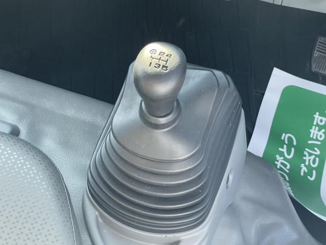 HINO DUTRO 2012 Image 31