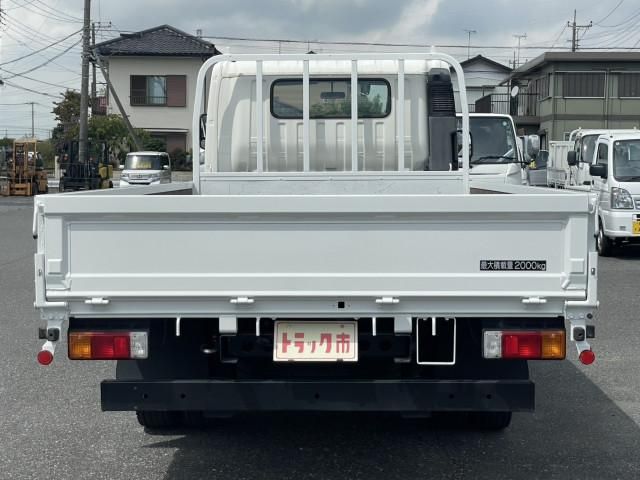 HINO DUTRO 2020 Image 31