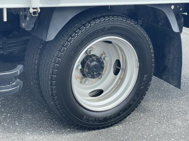 HINO DUTRO 2020 Image 31