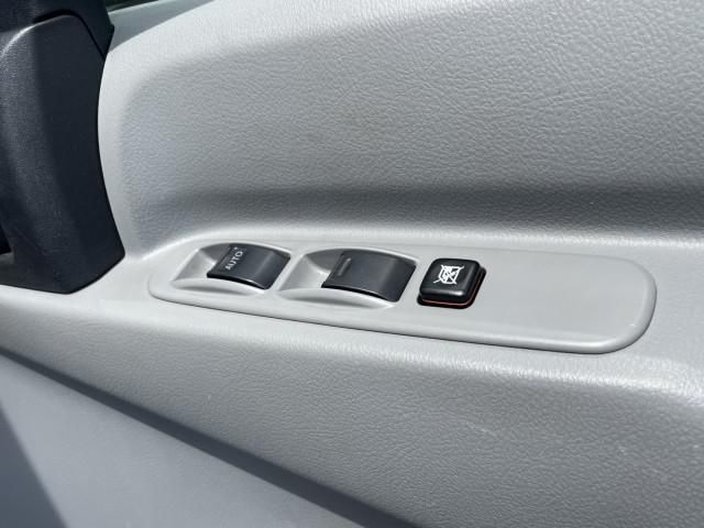 HINO DUTRO 2020 Image 31