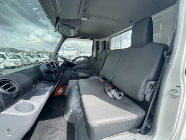 HINO DUTRO 2020 Image 31